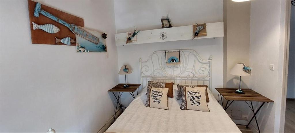 Villa T3 A 10' De Cassis - Piscine Privee Et Cuisine D'Ete Exterieure Carnoux-en-Provence Eksteriør billede